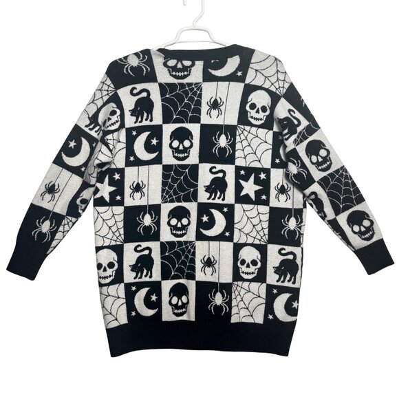 Torrid Cardigan Womens O/L Black White Halloween Print Button Front V-Neck Knit - Picture 2 of 7